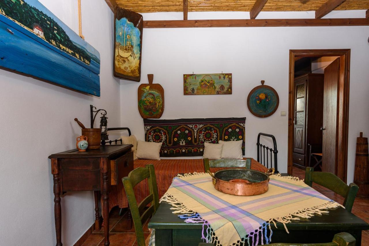 Eros Pittoresque Retreats - Perfect Location, Panoramic Seaview Koroni  Exterior foto