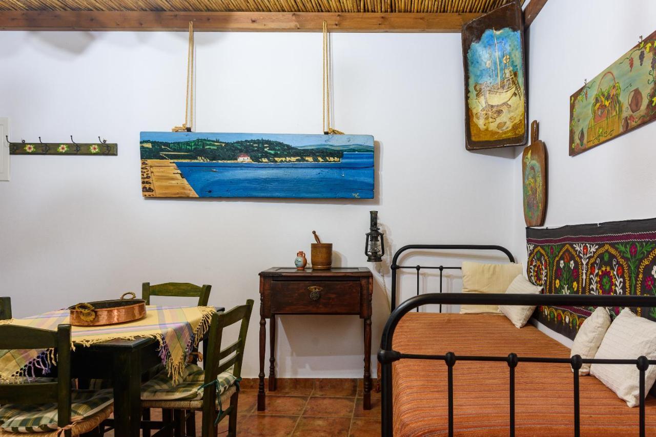 Eros Pittoresque Retreats - Perfect Location, Panoramic Seaview Koroni  Exterior foto